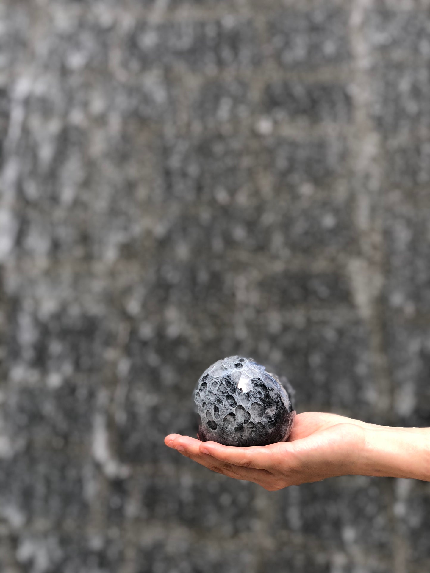 月球. 儀 Handmade Glass Moon Shaped