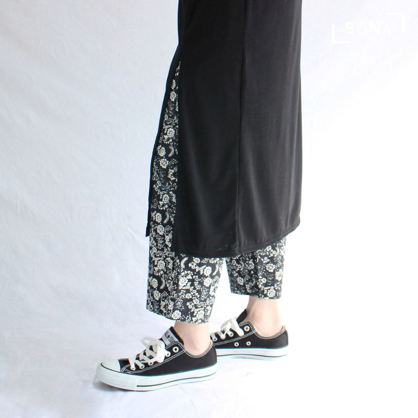 純棉印花錐形褲 Print Tapered Pants