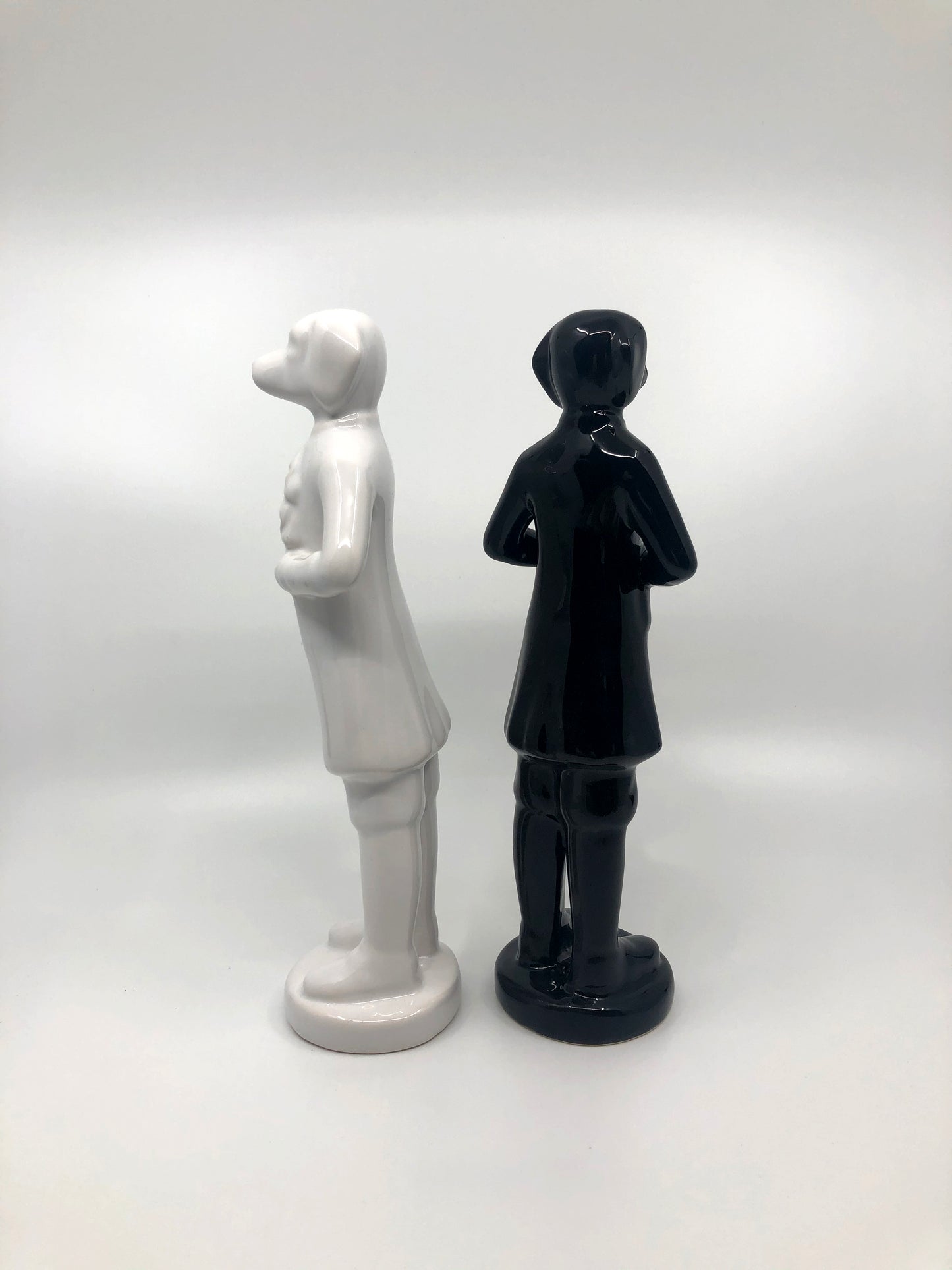 犬. 小白小黑