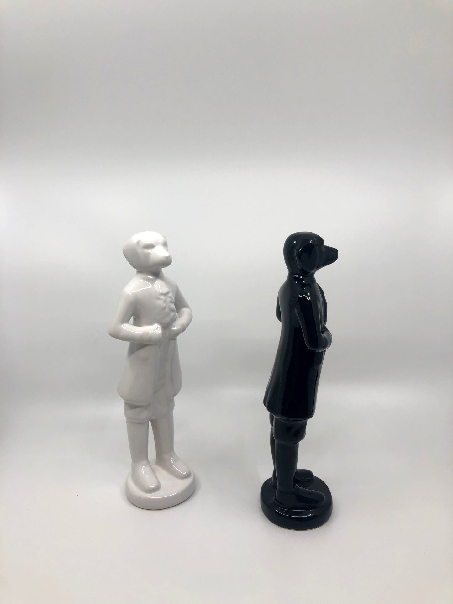 犬. 小白小黑